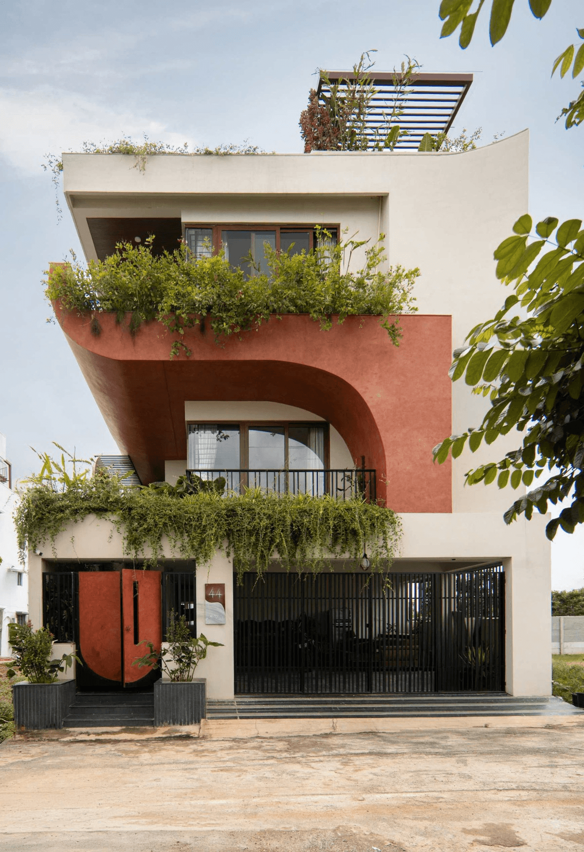 Parametric bricklaying pattern on a curved wall